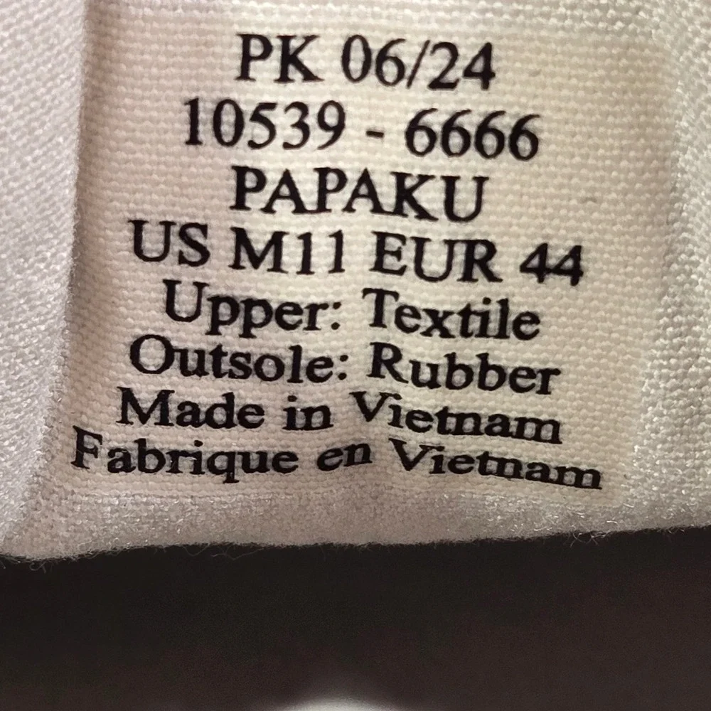 OluKai papaku chukka